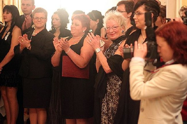 Ostatnia odsłona studniówki Zespołu Szkół Zawodowych w Rawiczu (dużo zdjęć)