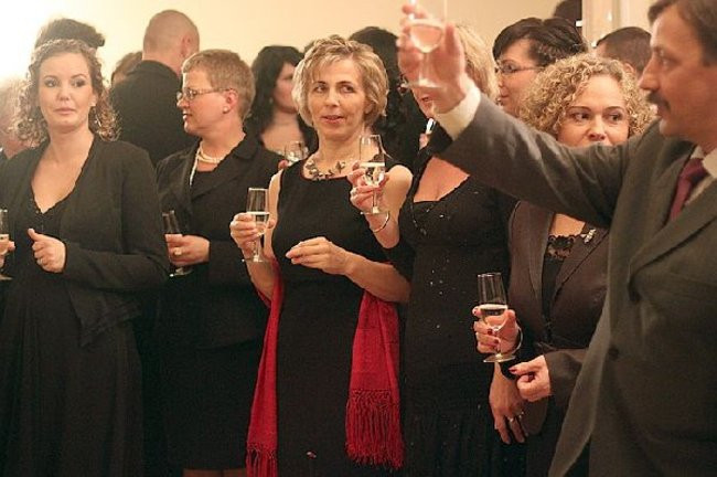 Ostatnia odsłona studniówki Zespołu Szkół Zawodowych w Rawiczu (dużo zdjęć)