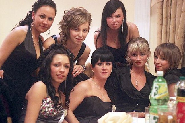 Ostatnia odsłona studniówki Zespołu Szkół Zawodowych w Rawiczu (dużo zdjęć)