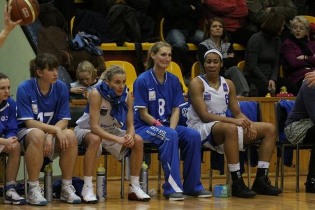 Wicemistrzynie pokonane (zdjęcia)