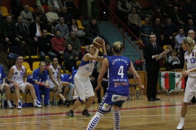 Wicemistrzynie pokonane (zdjęcia)