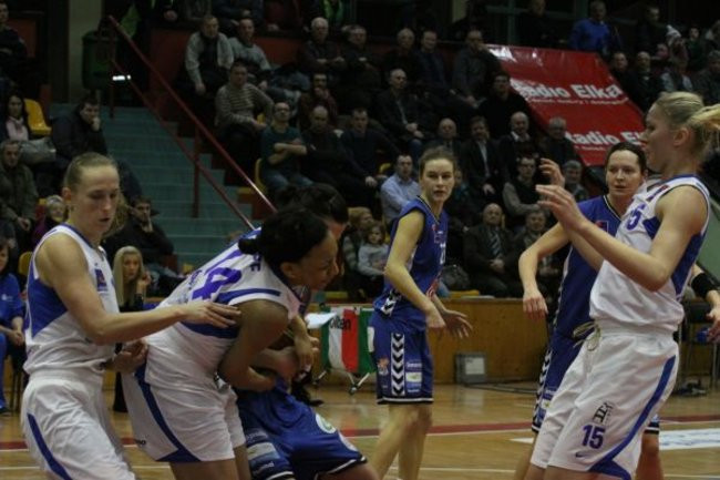 Wicemistrzynie pokonane (zdjęcia)