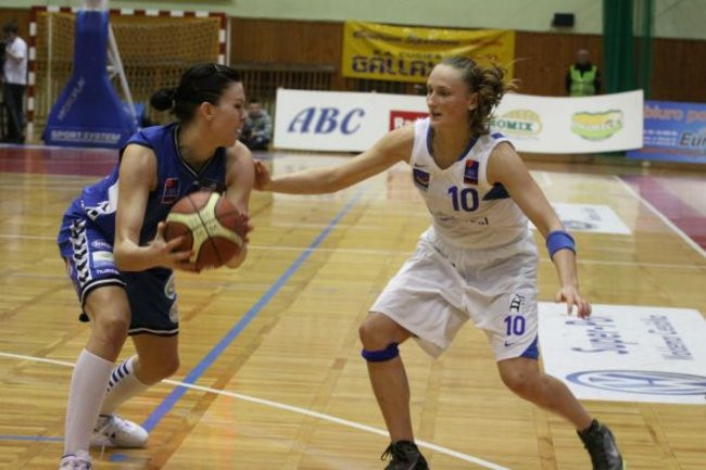 Wicemistrzynie pokonane (zdjęcia)