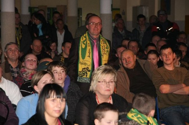 Kolejarz Rawicz zaprezentował się w gimnazjum (zdjęcia)