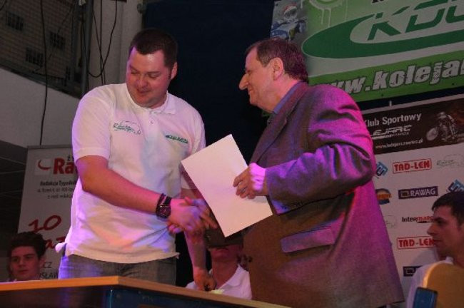 Kolejarz Rawicz zaprezentował się w gimnazjum (zdjęcia)