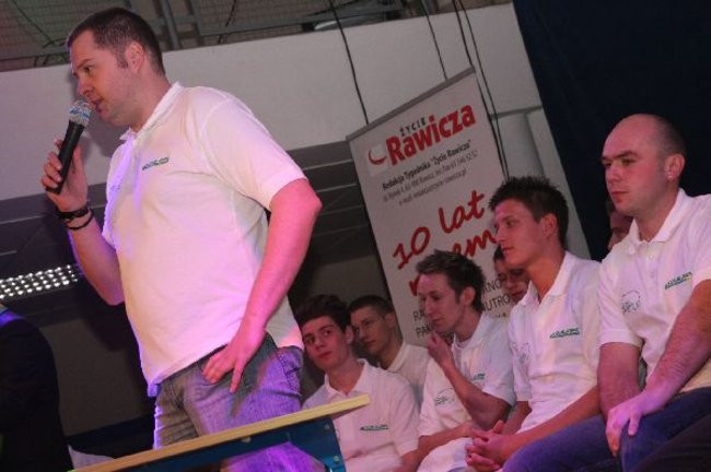 Kolejarz Rawicz zaprezentował się w gimnazjum (zdjęcia)