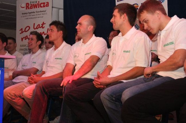 Kolejarz Rawicz zaprezentował się w gimnazjum (zdjęcia)