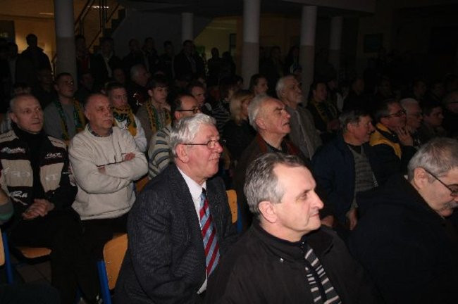 Kolejarz Rawicz zaprezentował się w gimnazjum (zdjęcia)