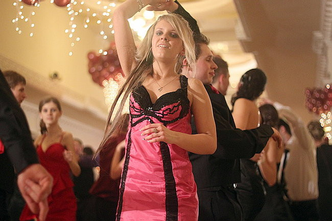 Studniówka Zespołu Szkół nr 3 w Rawiczu (dużo zdjęć)