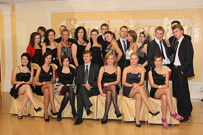 Studniówka Zespołu Szkół nr 3 w Rawiczu (dużo zdjęć)