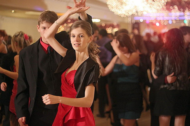 Studniówka Zespołu Szkół nr 3 w Rawiczu (dużo zdjęć)