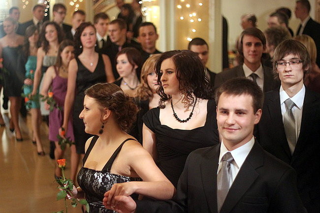 Studniówka Zespołu Szkół nr 3 w Rawiczu (dużo zdjęć)