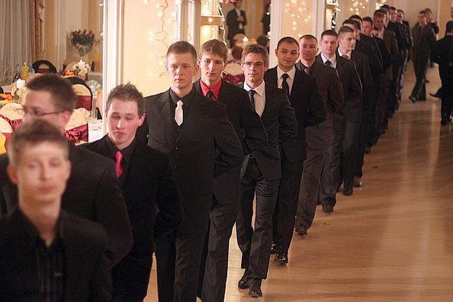 Studniówka Zespołu Szkół nr 3 w Rawiczu (dużo zdjęć)