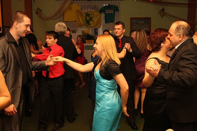 Pełna sala, doskonała zabawa (zdjęcia)