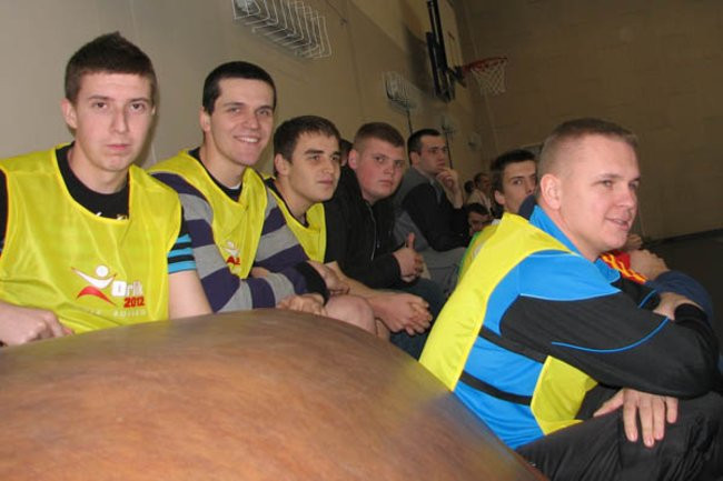 Halowy turniej w Drobninie (zdjęcia)