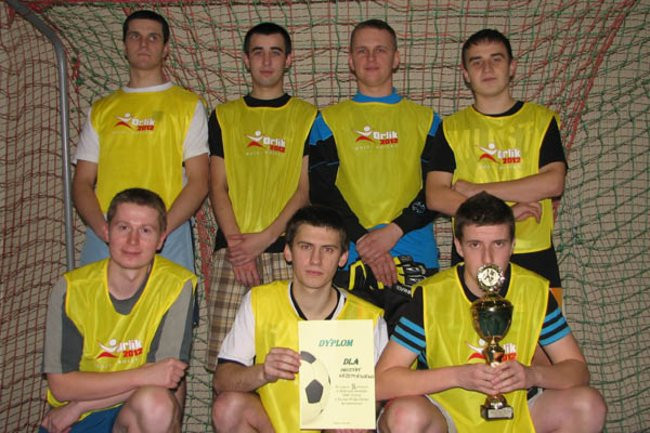 Halowy turniej w Drobninie (zdjęcia)