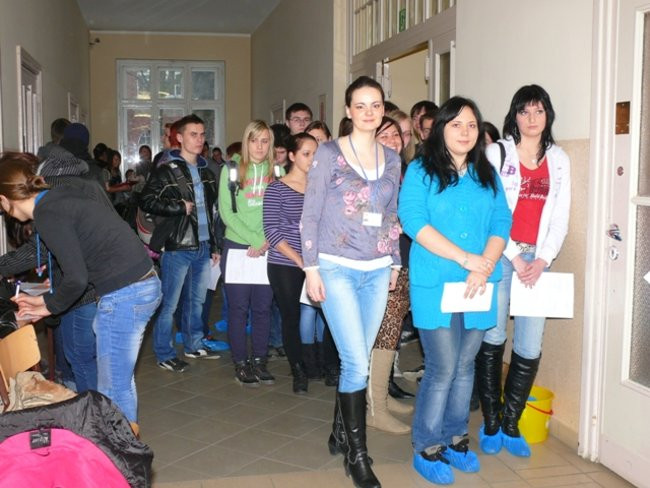 Polała się krew w IV LO (zdjęcia)