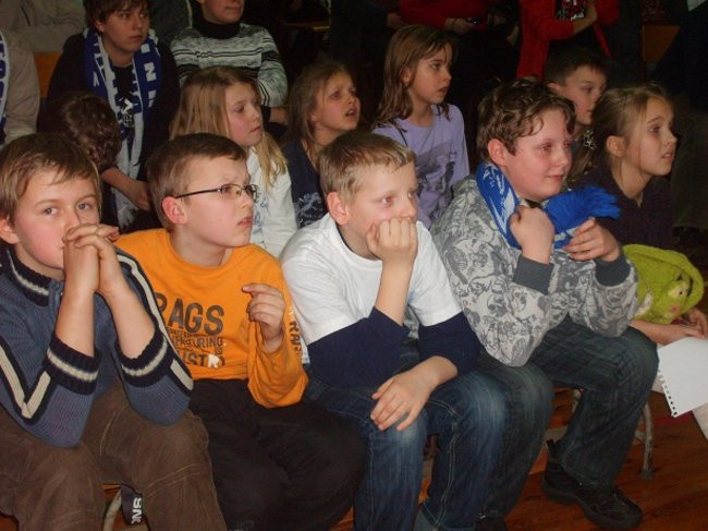 Adam Skórnicki zetnie włosy! (zdjęcia)