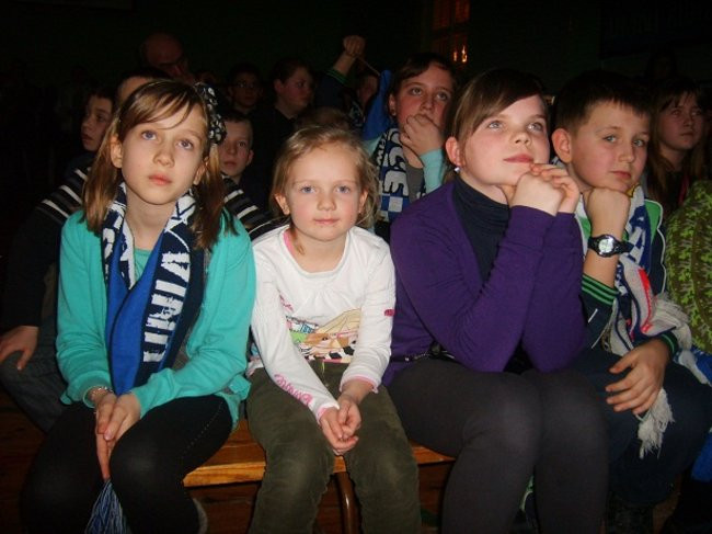 Adam Skórnicki zetnie włosy! (zdjęcia)