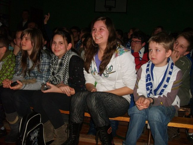 Adam Skórnicki zetnie włosy! (zdjęcia)