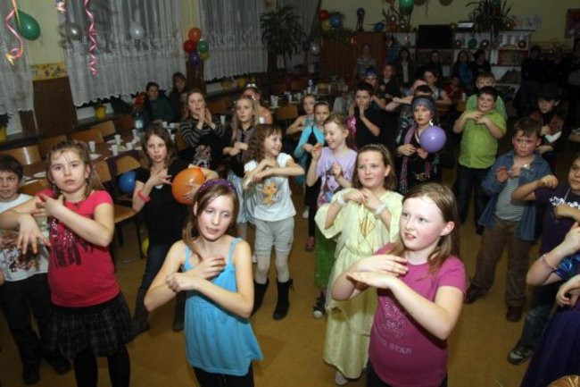Dyskoteka w Szkole Podstawowej nr 9 (zdjęcia)