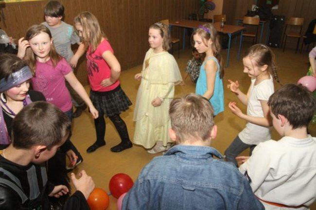 Dyskoteka w Szkole Podstawowej nr 9 (zdjęcia)