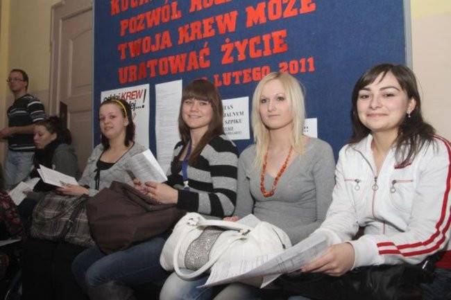 Tłumy oddawały krew (zdjęcia)