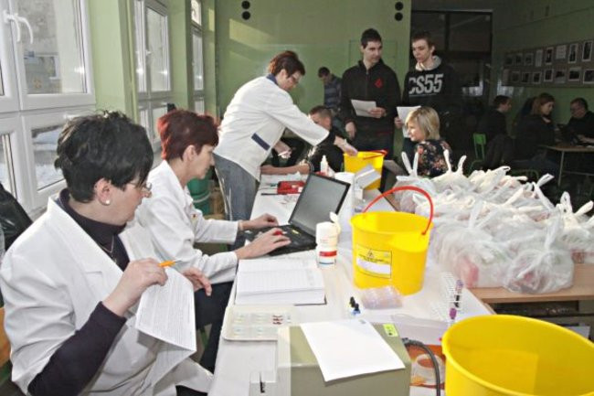 W Koniorze krew się leje (zdjęcia)