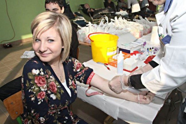 W Koniorze krew się leje (zdjęcia)