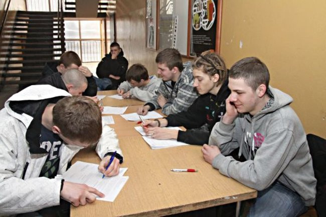 W Koniorze krew się leje (zdjęcia)