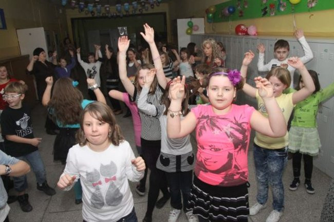 Karnawał uczcili dyskoteką (zdjęcia)