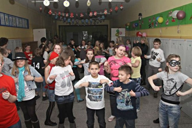 Karnawał uczcili dyskoteką (zdjęcia)