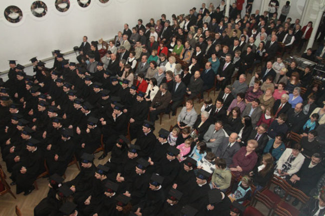 Uroczystość absolutoryjna (zdjęcia)