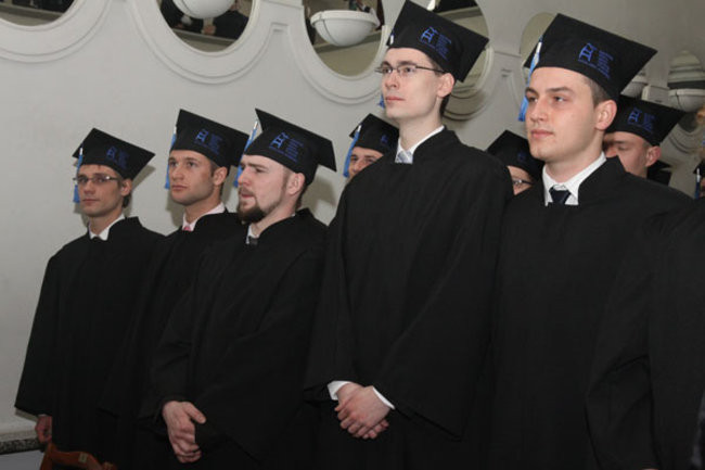 Uroczystość absolutoryjna (zdjęcia)