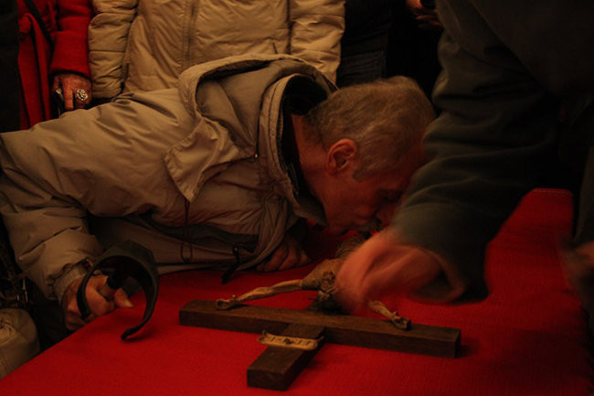 Krzyż papieski w Lesznie (zdjęcia)