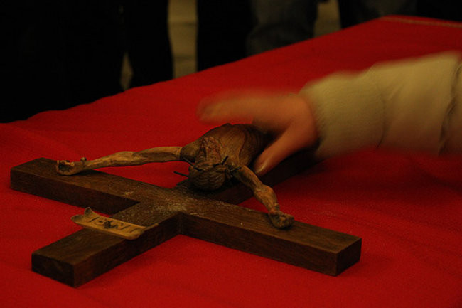 Krzyż papieski w Lesznie (zdjęcia)