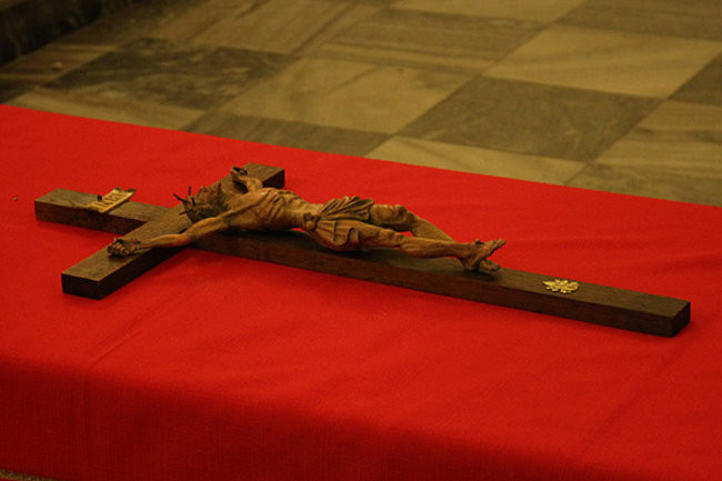 Krzyż papieski w Lesznie (zdjęcia)