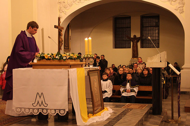 Krzyż papieski w Lesznie (zdjęcia)