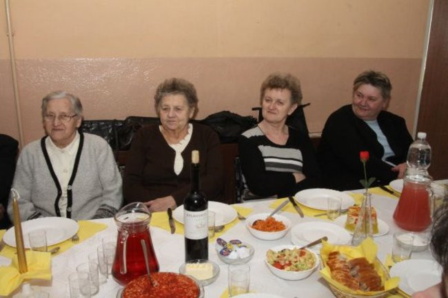 Panie z Popowa Wonieskiego też świętowały (zdjęcie)