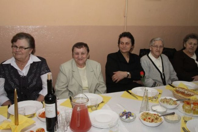 Panie z Popowa Wonieskiego też świętowały (zdjęcie)