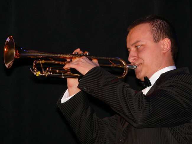 Panie w wieku 50+ w roli modelek (zdjęcia)