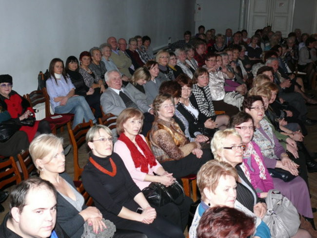 Panie w wieku 50+ w roli modelek (zdjęcia)