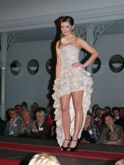 Panie w wieku 50+ w roli modelek (zdjęcia)