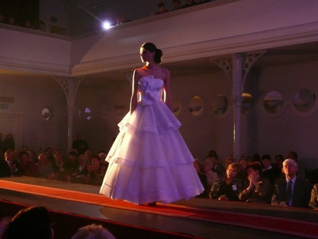 Panie w wieku 50+ w roli modelek (zdjęcia)