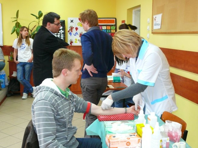 Dzień Dawcy Szpiku w II LO (zdjęcia)