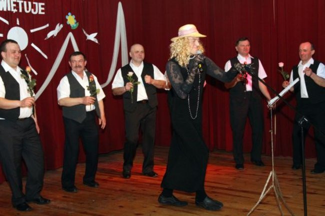 Panowie z Brenna wystąpili do pań (zdjęcia)