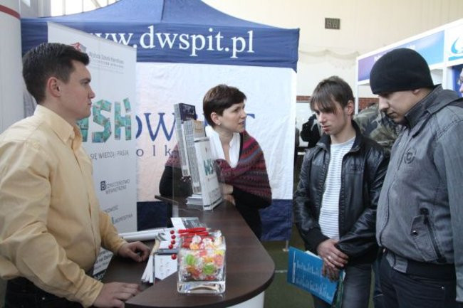 80 ofert dla młodzieży (zdjęcia)