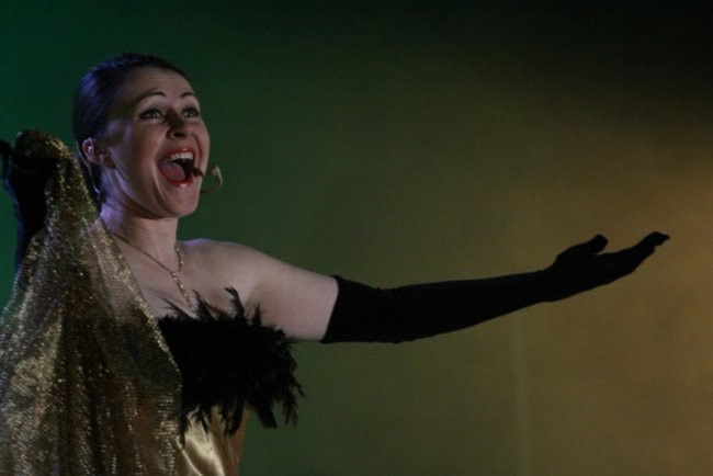 Patriotyczne śpiewanie (dużo zdjęć)