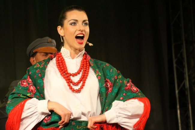 Patriotyczne śpiewanie (dużo zdjęć)