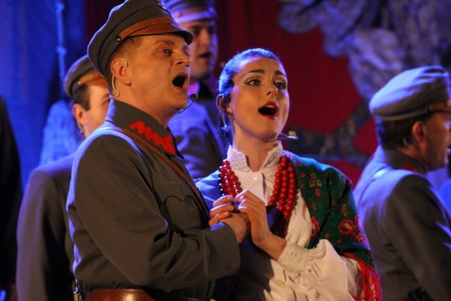 Patriotyczne śpiewanie (dużo zdjęć)